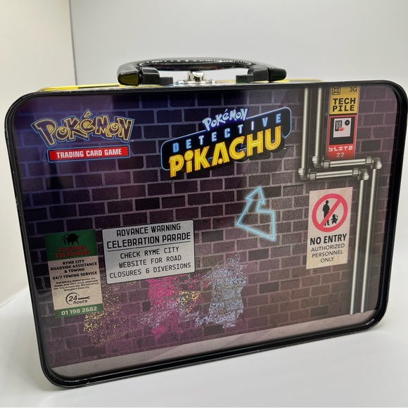 Detective Pikachu Collectors Lunchbox With Cards, Notepad, Stickers, and Pin - Picture 10 of 11